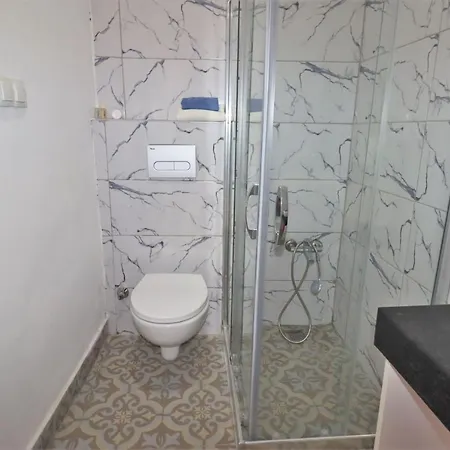 Feine Mitten Im Zentrum Apartment Kusadasi
